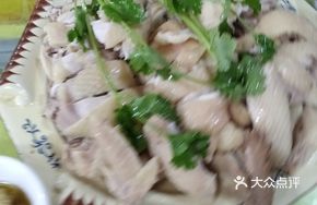 Steamed Chicken with Sauce