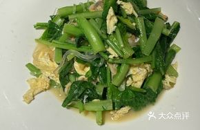 Bok Choy Stir-fried with Clam Meat