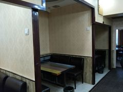 -扒虾小妹儿麻辣海鲜(宏图街店)