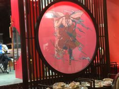 -虾弄弄海派小龙虾·牛羊蝎子火锅