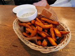 -味德西餐音乐酒吧 Wade's Bar&Grill
