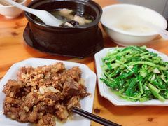-山里人家土菜馆(茅山店)