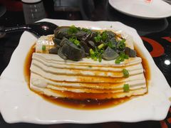 皮蛋豆腐-俏巴蜀烤鱼·重庆菜·烤牛蛙(上海沙龙店)