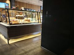 面包甜点陈列柜-巴黎贝甜(大宁国际商业广场店)