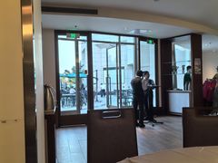 -静之湖湖畔餐厅