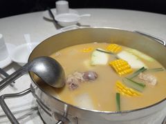 -肥仔文澳门猪骨煲(南京西路店)