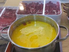 -杨老板·海鲜集市火锅·鲜切牛肉(中防万宝店)