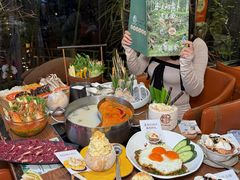 -樾餐厅泰式海鲜火锅(民歌湖店)