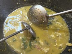 -陈大锅·岳阳鱼馆·地道岳阳菜(美食街店)