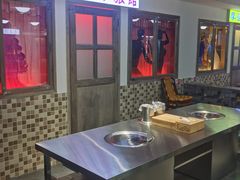 -马路牙子烧烤音乐酒馆(望京店)