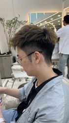 -十六番发型师事务所