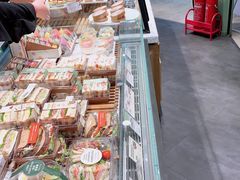 面包甜点陈列柜-多乐之日(和平伊势丹店)
