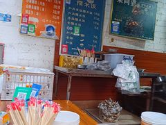 -梁阿婆廿年老牌扣肉糯米饭