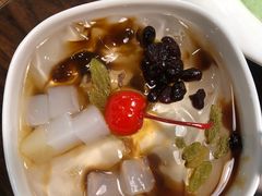-超越炭火牛蛙火锅鸡(河东店)