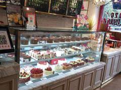 面包甜点陈列柜-TOUCH泰奇(金桥长岛路店)