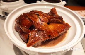 Famous Shenjing Roast Goose