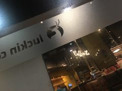 -瑞幸咖啡(巴黎春天陕西路店)