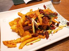手撕牛干巴炒藕条-云海肴·汽锅鸡·云南菜(苏州中心店)