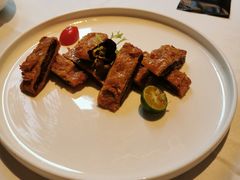 -HOMES上海本帮菜(襄阳公园店)
