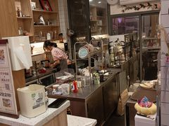 -滚猫咖啡·猫咖·猫友好撸猫(未来城店)
