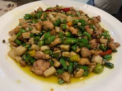 -舌尖上的食缘花园主题餐厅