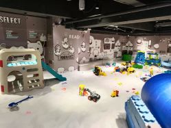 -MINI MARS KIDS CLUB亲子家庭中心(长宁天山店)