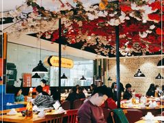 大堂-六月雪干锅(绵阳王府井百货店)