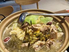 -齐齐衮·廟街生蚝雞煲(荔湾地铁站店)