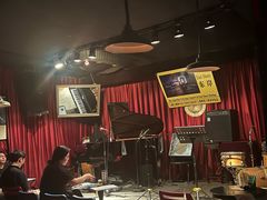 -东岸Cafe 爵士俱乐部