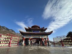 -九鼎铁刹山风景区