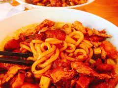 一半鸡炒一半馕-疆Jiang·新疆秘制料理