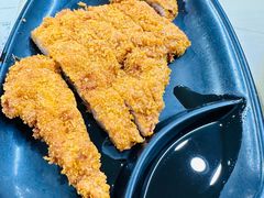 -莱莱小笼·乔艾