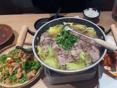 -川堂风·跷脚牛肉·乐山爆炒(宝山日月光店)