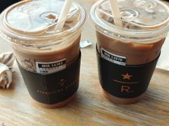 -星巴克臻选(成都环球乐天店)