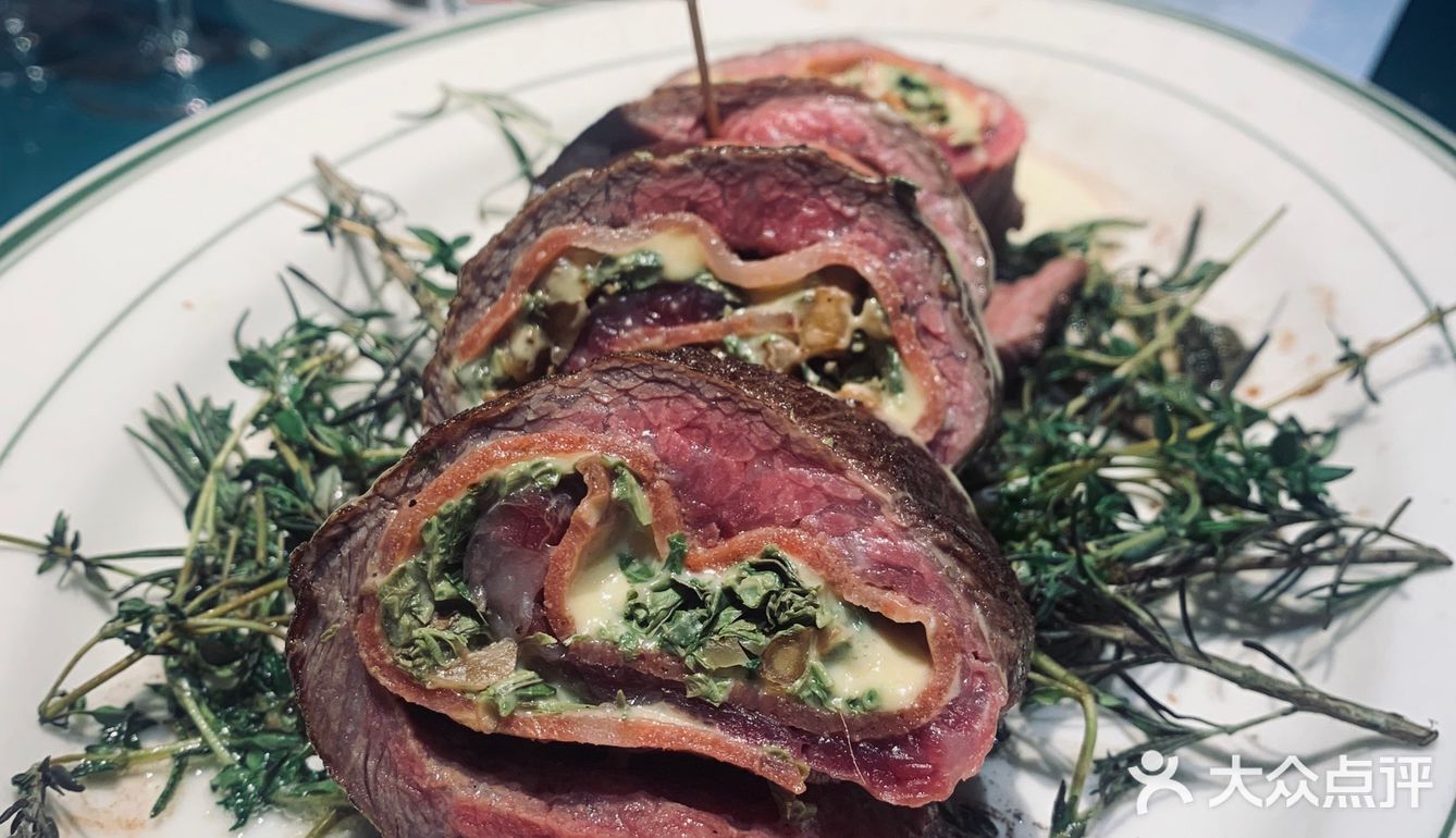 加拿大美食佳酿节，吃肉喝酒不负春光