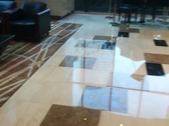 -上海龙之梦万丽酒店