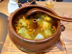 建水汽锅鸡小份-麦麦山云南菜(复地活力城店)