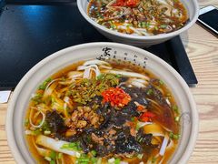 -初湘记湖南米粉(丁豪广场店)