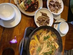 -老鼎万春卤菜(五代传承创始老店)