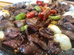 -老东镇啤酒屋海鲜加工·蒸汽海鲜·海鲜烧烤(台东店)