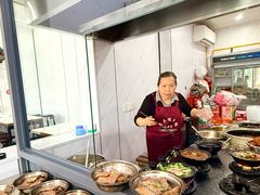 -老秦盖浇饭鸭子饭(回音必小区店)