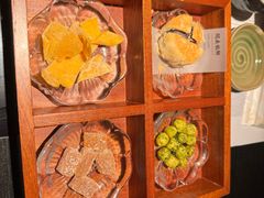 -花潮料理艺食馆(成都万象城店)