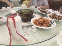 -渝君重庆火锅(嘉宾路店)