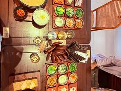 -银米·云南传统过桥米线(双廊黑金冠店)
