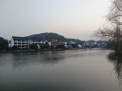 -鲁镇