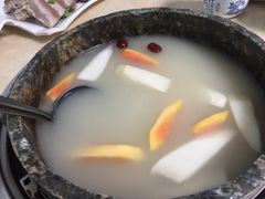 -墨脱石锅椰子鸡•香草鸭•东山羊(大东海店)