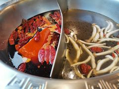 -憨铁匠老火锅(龙岗万科里店)