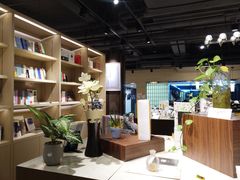 -光海书局(南京东路第一百货店)
