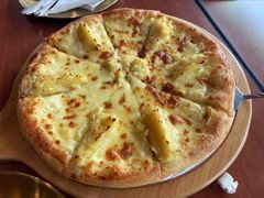 爆果肉榴莲披萨-魏斯理汉堡(西安沣东吾悦店)