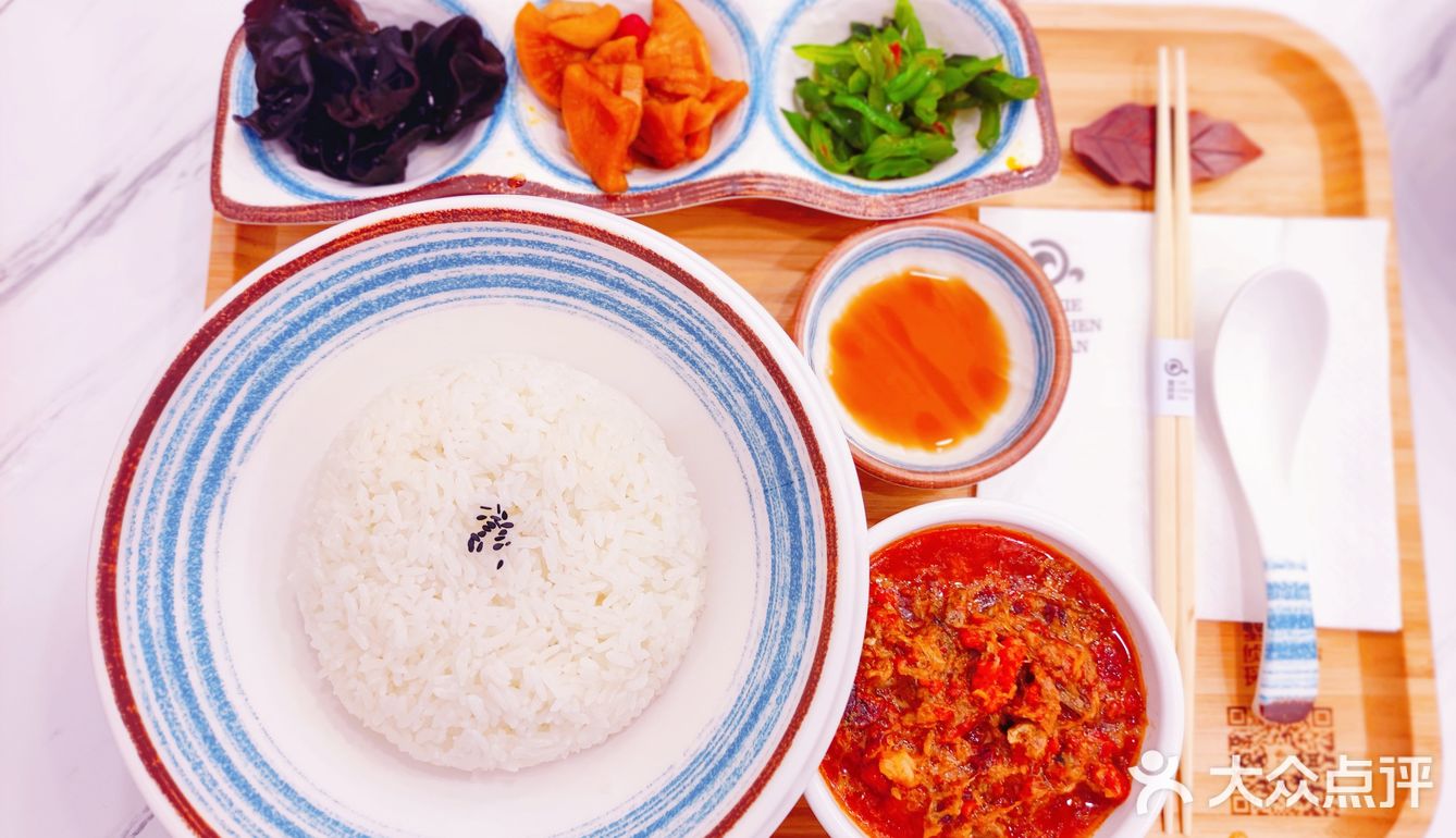 郑州美食｜郑州首家蟹黄捞就在中原万达